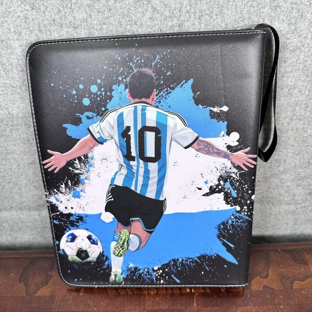 NEW Collectible Card Holder Soccer‎ Theme Zip Folder